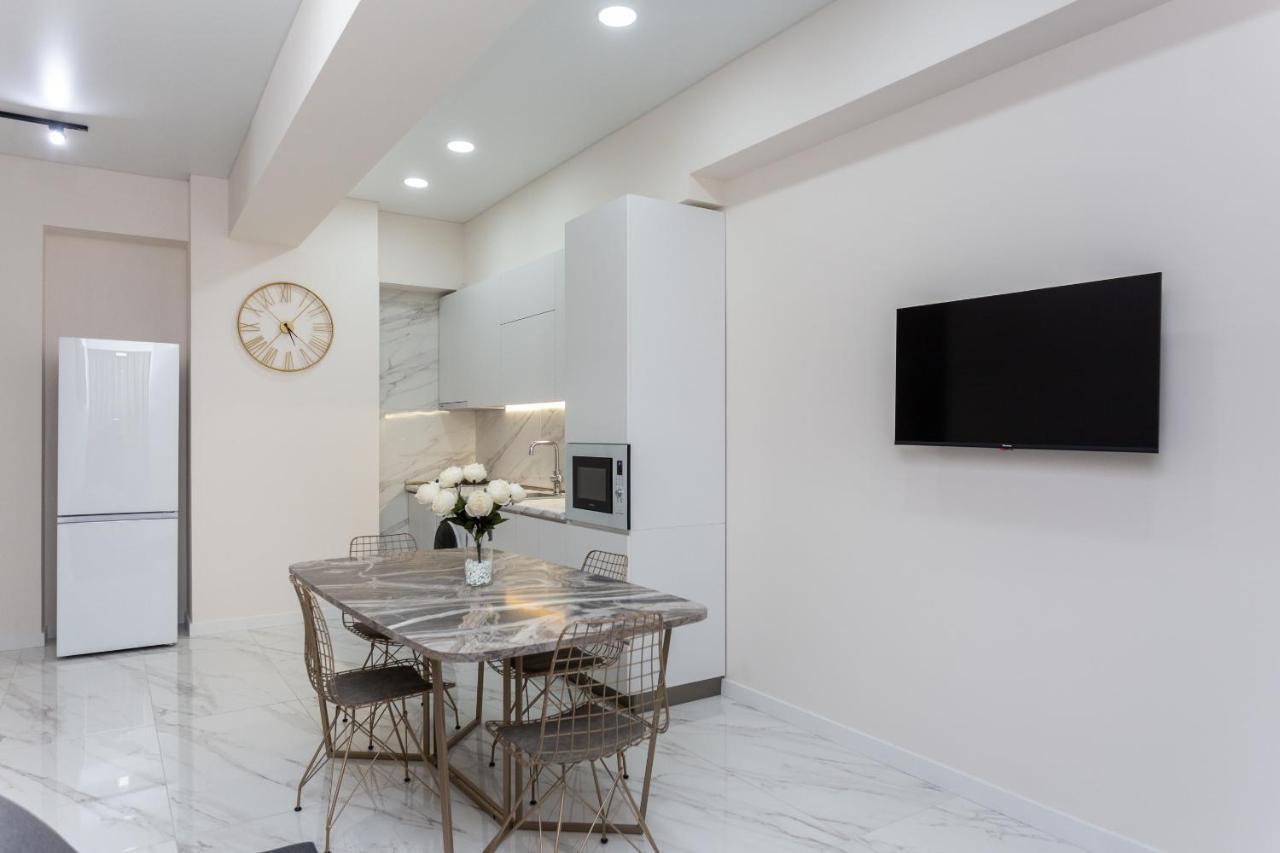 New Saburtalo Apartment Tbilisi Exterior photo