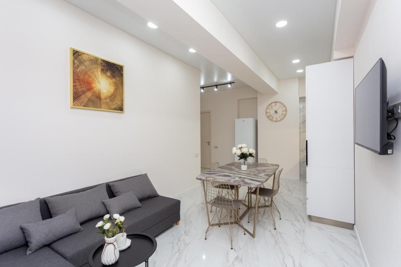 New Saburtalo Apartment Tbilisi Exterior photo